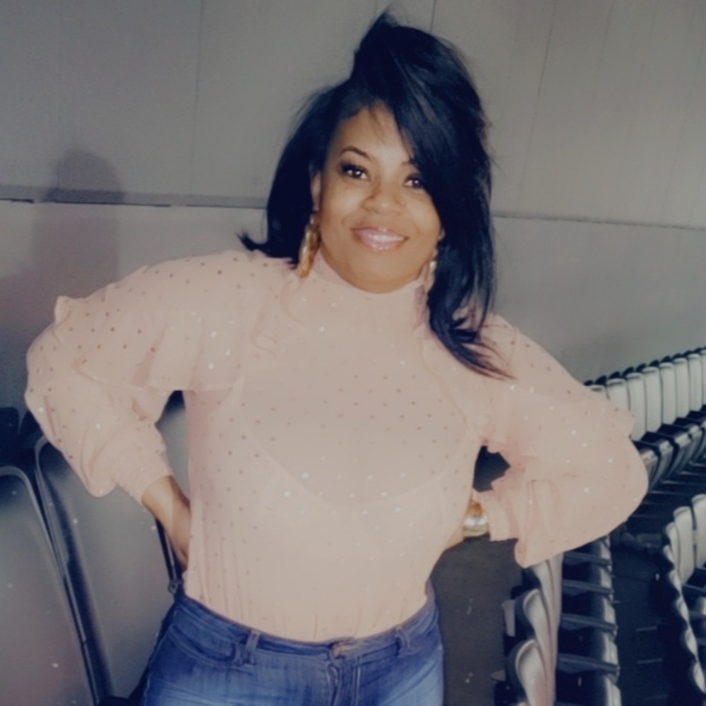 Meet your Posher, Jhonita